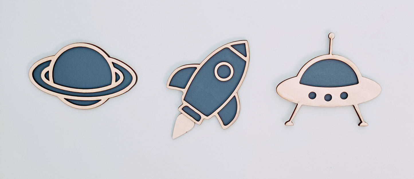 Space themed wall decor - pack of 3